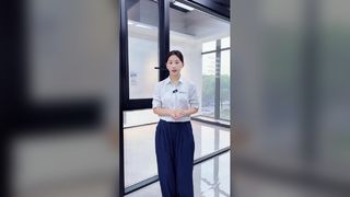 Finestra a battente con schermo integrato serie EDUN 100